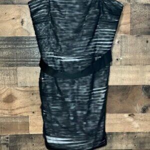 Tadashi Strapless Tulle Lace Mini Cocktail Dress Size 8 Black Side Zipper